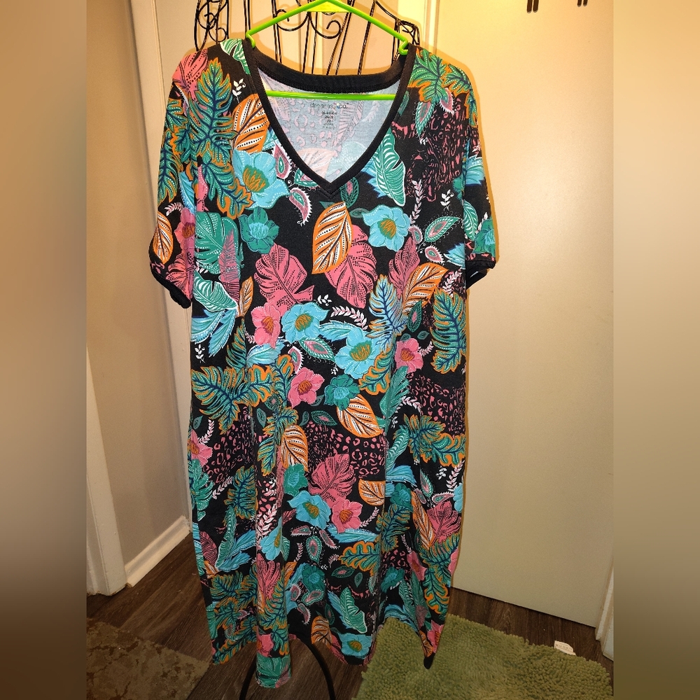Women's Dreams Co. Night Gowns Size 2x..2 Pack